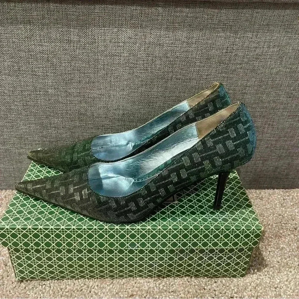 Black Iridescent Heels - Picture 3 of 7